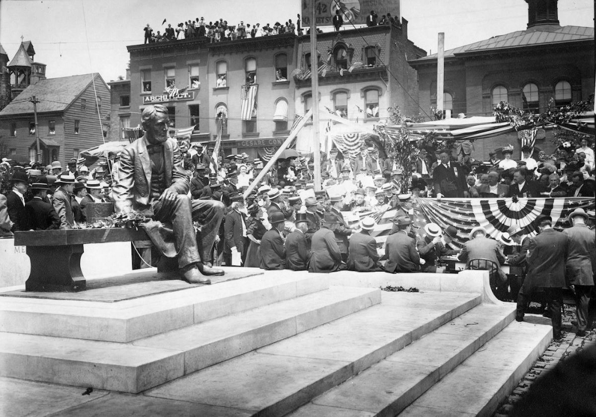 With Teddy Roosevelt (standing in booth)
Photo from the NY Historical Society
